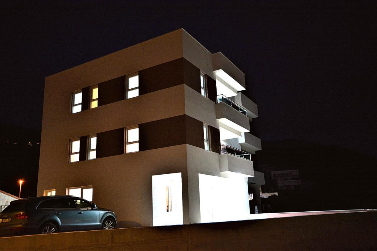 Modern Villa With Jacuzzi, Beautiful Sea View, Near Split! Villa 36A Podstrana Esterno foto